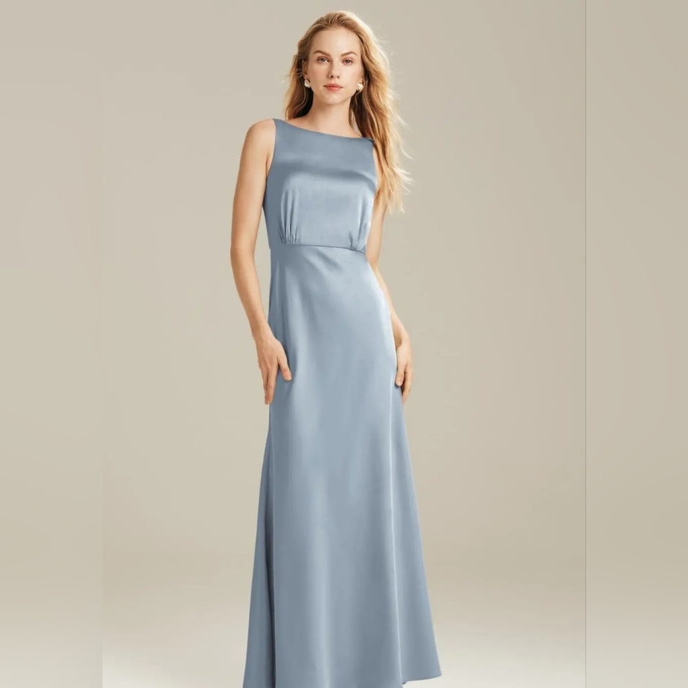 AW Bridal "AW Giselle Dress," size 0
